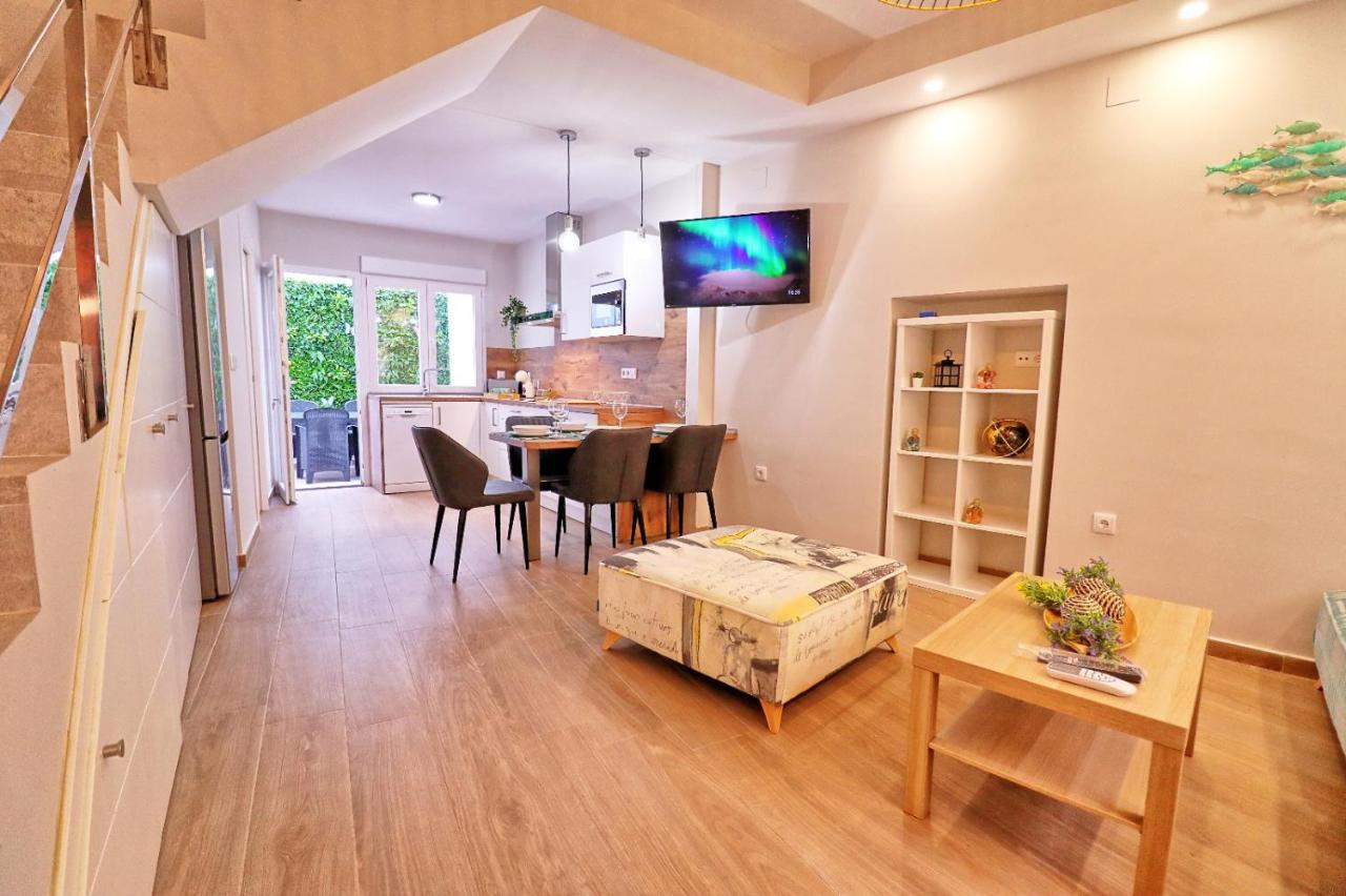 Apartamentos Mestre Ayamonte Exteriör bild